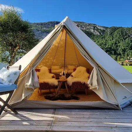Luksustelt Flatheim Glamping Viksdalen