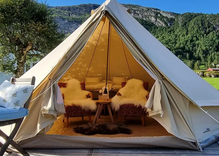 Luxe tent Flatheim Glamping Viksdalen