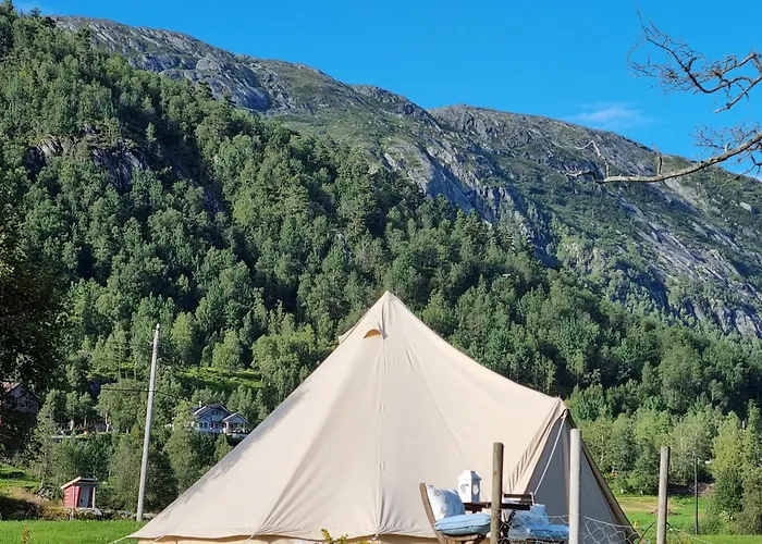 Flatheim Glamping Lyxtält